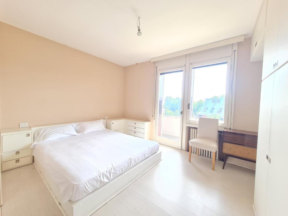 Ottoboni Charme Apartment With Terrace Milan Exterior photo